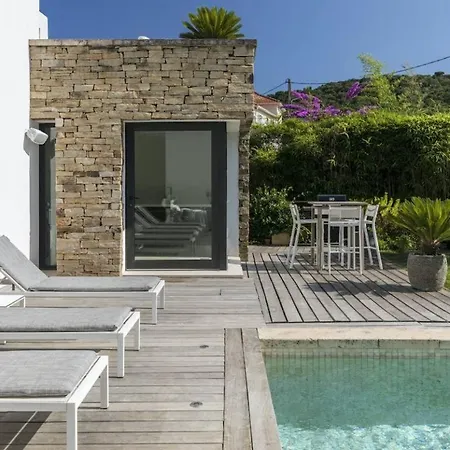Jaque In Tropez Near And * Saint-Tropez